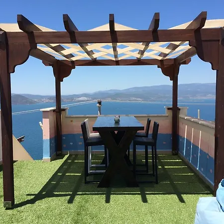 Apartment Penthouse Cara *